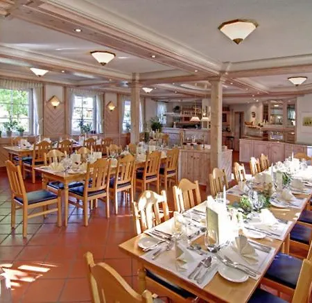 Weinstube Gutshof 3*
